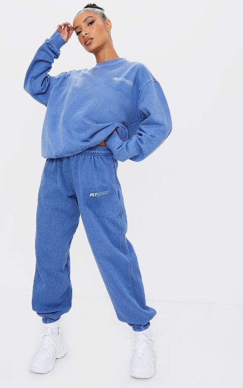 PRETTYLITTLETHING Blue Sport Joggers | PrettyLittleThing USA Blue Tracksuit Outfit, Matching Jogger Set Outfit, Womens Tracksuit Outfit, Blue Joggers Outfit, Gal Outfits, Tracksuit Outfit Women, Sports Track Pants, Baggy Joggers, Matching Tracksuit