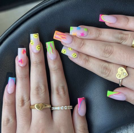 Boomtown Nails, Fun Square Nails, 90s Themed Nails, Nail Disain, Groovy Nail Art Acrylic, Track Nails, Colorful 90s Nails, Edc Nails Designs, Different Design On Each Nail