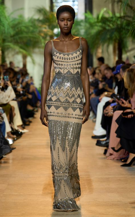 Ellie Saab Couture, Elie Saab 2024, Nice Long Dresses, Coktail Dress, Runway Moments, Couture 2024, Glamour Party, Embroidered Tulle Dress, 1001 Nights