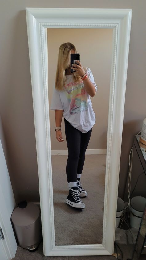 Comfy Outfit For School, White Girl Outfits, Outfit Hacks, Cute Outfits With Leggings, Basic Girl, School Fit, Casual Preppy Outfits, Trendy Outfits For Teens, Casual School Outfits