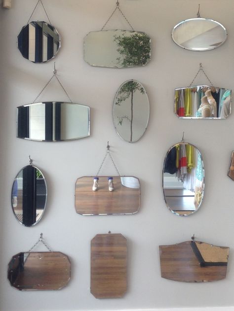 Antique mirrors Mirrors Small Space, Small Hanging Mirror, Hallway House, Mirror Gallery, Mirror Gallery Wall, Small Wall Mirrors, Antique Mirrors, Vintage Mirror Wall, Vintage Mirrors