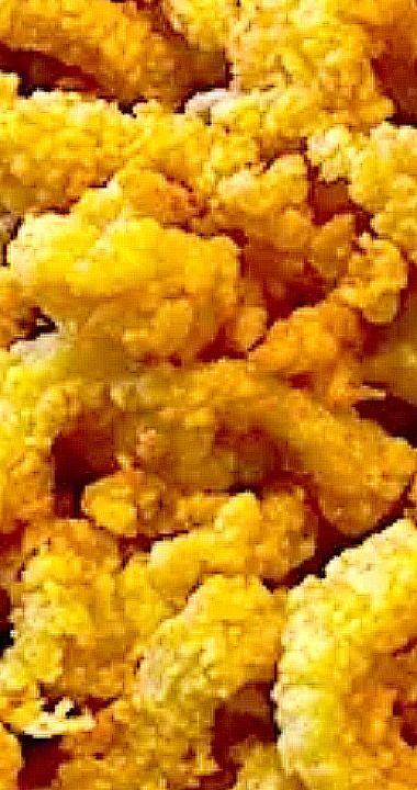 Deep Fried Clams Recipe, Fried Clams Recipe New England, Fried Clams Recipe, Clam Strips Recipe, Seasonal Food Chart, Lenten Meals, Clams Recipe, Fried Seafood, Seafood Dinners