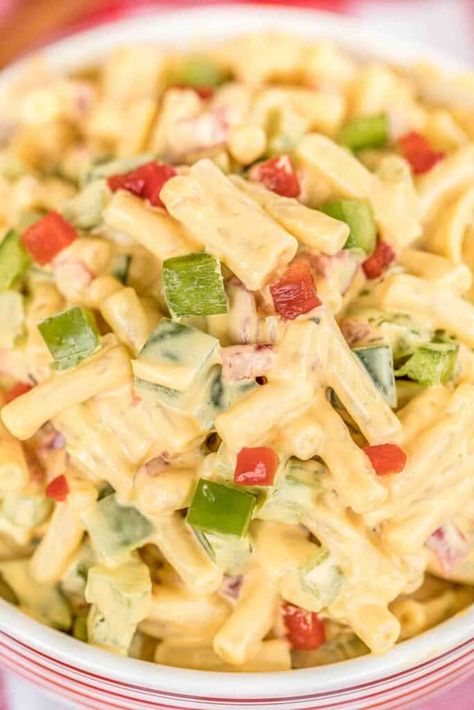 Macaroni And Cheese Salad, Pasta Rasta, Cheese Meals, Cheese Pasta Salad, Mac And Cheese Pasta, Creative Meals, Pasta With Mayonnaise, Kraft Mac N Cheese, Chicken Macaroni