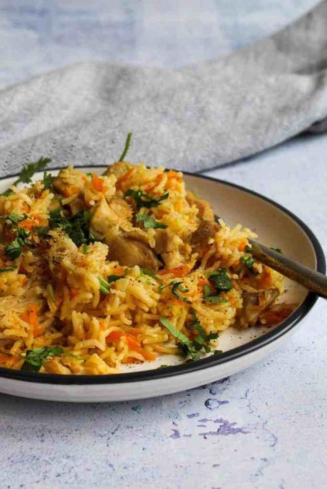 Easy one-pot chicken and rice recipe – aka plov Chicken And Rice Recipe, Easy Chicken And Rice, One Pot Chicken, Midweek Meals, Long Grain Rice, Chicken And Rice, Chicken Rice, Juicy Chicken, Rice Recipe