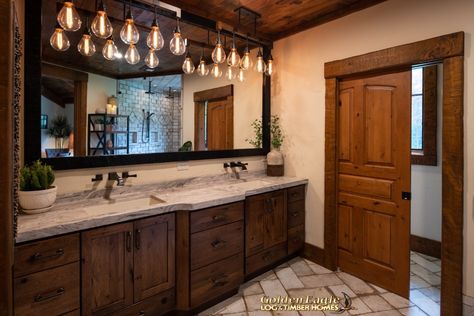 Golden Eagle Log and Timber Homes : Photo Gallery Modern Rustic Industrial, Rustic Bathroom Remodel, Makeover Kamar Mandi, Ideas Baños, Cabin Bathrooms, Rustic Bathroom Designs, Timber Frame Homes, Rustic Bathrooms, Bathroom Remodel Designs