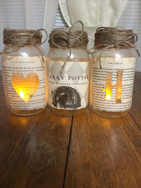 Harry Potter Mason Jar Diy, Harry Potter Mason Jar, Harry Potter Centerpiece, Harry Potter Soap, Harry Potter Baby Shower Ideas, Harry Potter Themed Baby Shower, Harry Potter Floating Candles, Harry Potter Shower, Harry Potter Onesie