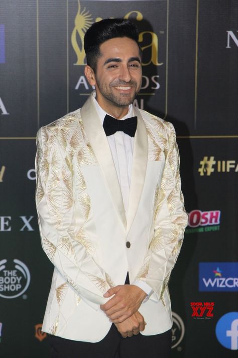 Sherwani For Men Wedding, Party Outfit Men, Ayushmann Khurrana, Sherwani For Men, Pop Art Drawing, Actors Images, Cream Colour, Green Carpet, Indian Movies