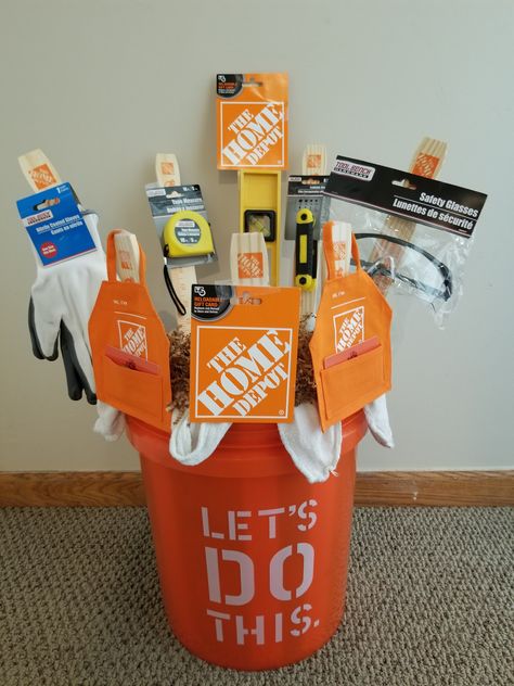 Home Depot gift card idea Home Depot Basket Gift, Gift Card Themed Basket, Tool Raffle Basket Ideas, Guys Raffle Basket Ideas, Home Depot Gift Card Ideas, Home Improvement Gift Basket, Stag Raffle Baskets, Housewarming Gift Card Ideas, House Warming Gift Card Ideas