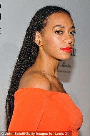 'I think the key is to find styles that give me flexibility': The 29-year-old natural hair icon's plaited style came just three weeks after she rocked a thick wavy bob in Australia Solange Braids, Curly Braided Hairstyles, Tree Braids, How To Wear A Wig, Cute Braided Hairstyles, Peinados Recogidos, Solange Knowles, Natural Hair Styles Easy, Cornrows Braids