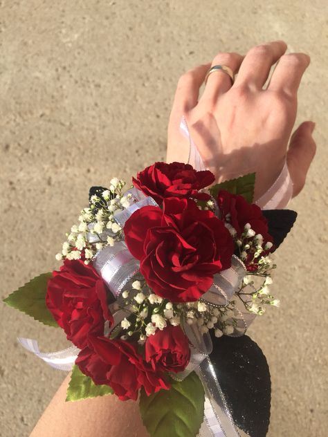 Red Carnation Corsage, Prom Corsage Red, Carnation Corsage, Red Corsages, Prom Flowers Corsage, Prom 23, Prom Corsages, Corsage And Boutonniere Set, Prom Corsage