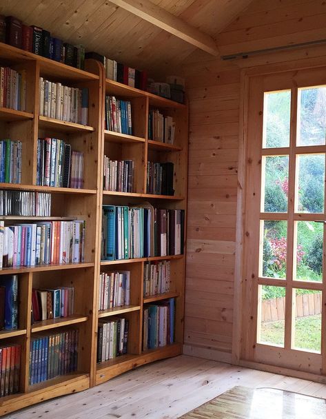 Shed Library, Peaceful Reading, Studio Music Room, Fort Ideas, Outdoor Gardens Landscaping, Hut House, Craft Shed, Privacy Fence Designs, Studio Music