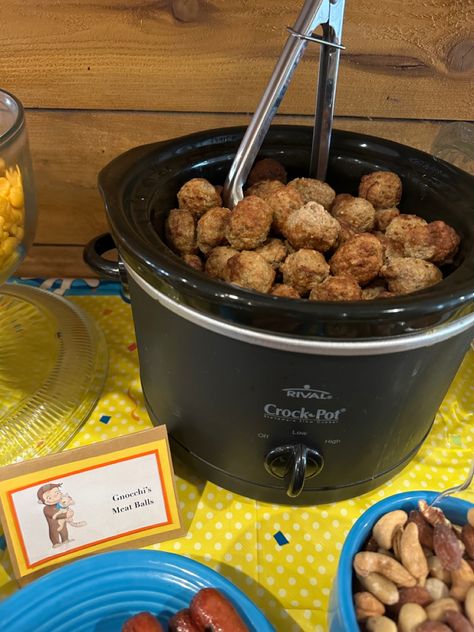 Curious George Birthday Party gnocchi’s meatballs Curious George Food Ideas, Curious George Birthday Party Ideas, George Birthday Party, George Kids, Curious George Birthday Party, Curious George Party, Curious George Birthday, Foo Foo, Curious George