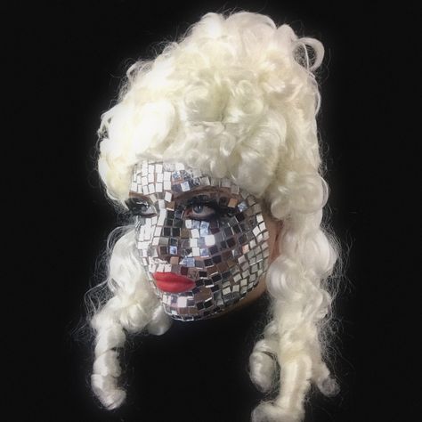 Disco Ball Makeup Look, Disco Ball Makeup, Disco Drag, Disco Ball Outfit, Disco Ball Head, Disco Ball Costume, Drag Aesthetic, Moda Disco, Banquet Outfit