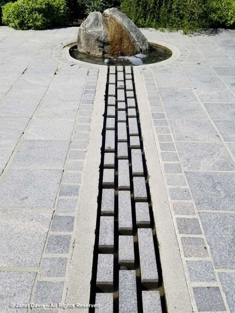 Landscape Plane, Watering Trees, Outdoor Wall Fountains, Water Fountain Design, Water Architecture, Stone Patio, Fountain Design, Water Collection, Garden Water