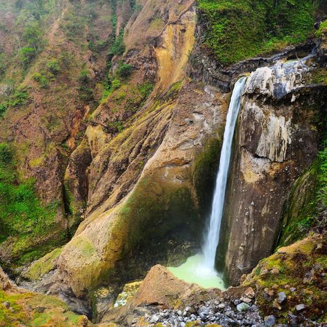 This waterfall could be found at Torean track of Mount Rinjani National Park, Lombok Island, West Nusa Tenggara. Its height is about 70 meters and approximately at 1800 masl. In its local language,… Lombok, Beautiful Scenery, Travel Blog, Indonesia, Beautiful Places, National Parks, Around The Worlds, Lake, Water