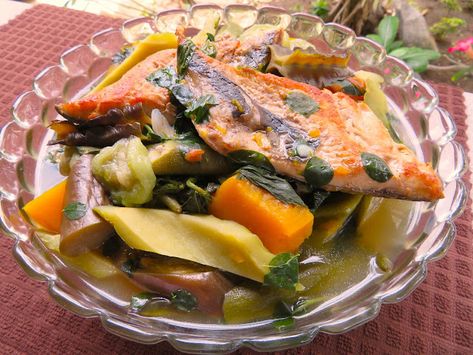 Bangus Recipe, Vegetable Soup Healthy, Vegetable Recipe, Different Types Of Vegetables, Soup Dish, Types Of Vegetables, Vegetable Stew, Steamed Rice, Healthy Vegetables