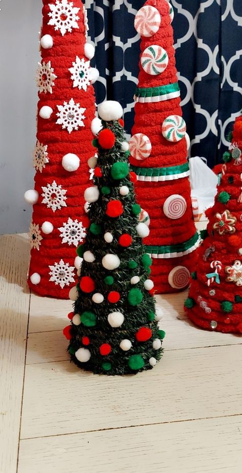 Too Cute Pine Wrapped Pom Pom Christmas Cone Tree - Etsy No Sew Christmas Tree, Christmas Cones Decorations, Foam Christmas Tree Crafts, Cone Christmas Trees Diy, Country Christmas Decorations Diy, Easy Christmas Crafts To Make, Christmas Tree Yarn, Pom Pom Christmas, Christmas Cones