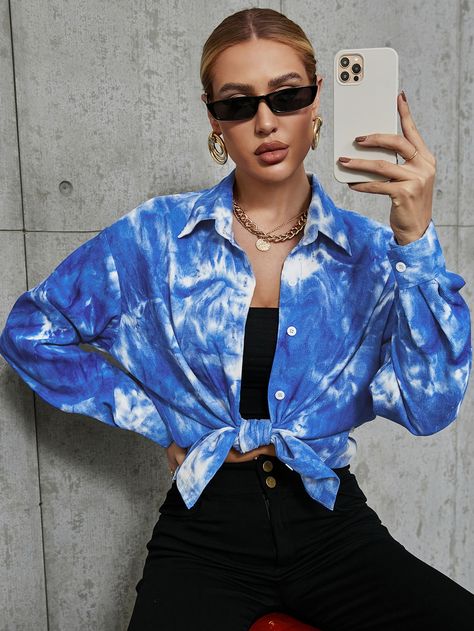 Blue Tie Dye Shirt Outfit, Tie Dye Shirts Outfit, Tie Dye Shirt Outfit, Camisa Tie Dye, Tie Die Shirts, Corduroy Blouse, Camisa Jeans, Womens Denim Shirt, Tie Dye Shirts