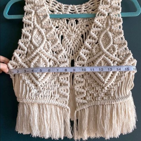 Macrame Jacket Tutorial, Macrame Vest, Macrame Top, Simpul Makrame, Macrame Clothes, Monogram Hoodie, Diy Crochet Bag, Makramee Diy, Macrame Dress