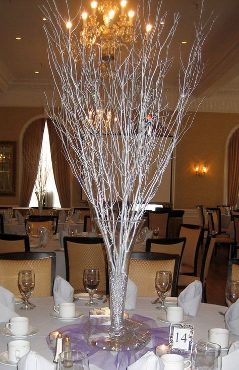 Silver Centerpieces, Twig Centerpieces, Blue Hydrangea Centerpieces, Winter Wedding Party, Inexpensive Wedding Centerpieces, Branch Centerpiece, Snowflake Centerpieces, Diy Winter Wedding, Cheap Wedding Centerpieces