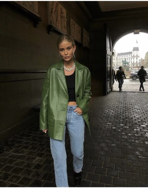 Eyebrow Aesthetics, Amelie Style, Green Leather Jacket Outfit, Copenhagen Girl, Green Leather Jacket, Leather Jacket Women, Green Leather Jackets, Long Leather Coat, Leather Jacket Outfits