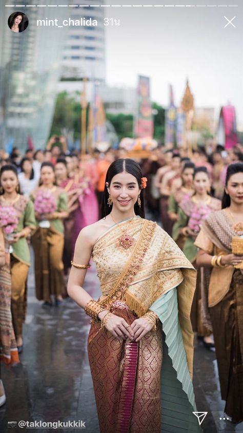 Mint Chalida  Credit taklongkukkik  Thai traditional  Songkran festival, Thai New Year Magic Outfits, Mint Chalida, Thai New Year, Thailand Costume, Thailand Traditional, Khmer New Year, Thai Silk Dresses, Traditional Thai Clothing, Thai Costume