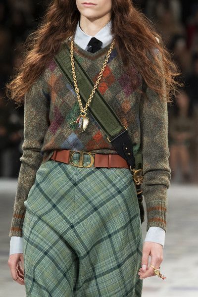 Dior Fall 2020, Mode Hippie, Stil Boho, Casual Chique, Look Retro, Mode Casual, 가을 패션, Mode Vintage, Looks Style