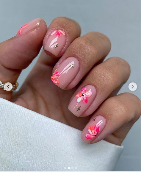 September Biab Nails, Ibiza Nails, Mac Nails, Acrylic Nail Designs Classy, Funky Nail Designs, Holiday Acrylic Nails, Beauty Hacks Nails, Summer Nail Designs, Simple Gel Nails