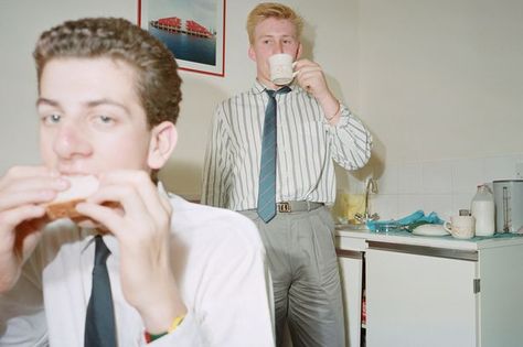 Style council: The hair and clothing of the decade as shown in the Financial Times in October 1987 1980s Office, Anna Fox, Office Culture, Office Life, Retro Office, Foxes Photography, Martin Parr, Work Stations, Nostalgic Images