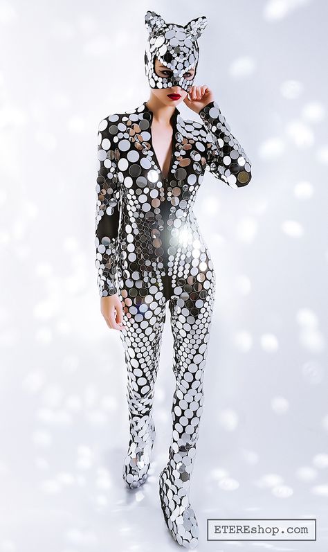 Disco Goth, Disco Dance Outfits, Disco Ball Costume, Disco Ball Dress, Clothes Mirror, Animal Mirror, Disco Clothes, Disco Party Costume, Mirror Dance