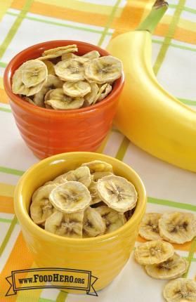 Our Dried Bananas recipe, made in the oven, is a great way to preserve your ripe bananas into a sweet and crunchy snack #healthysweets #shelfstable #shelfstablerecipes #snacks #healthysnacks Banana Nutrition Facts, Bananas Recipe, Banana Dip, Fig Bars, Dehydrated Vegetables, Pantry Ingredients, Dried Bananas, Crunchy Snack, Cheese Balls