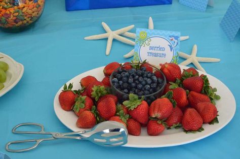 Ocean Friends Under the Sea |Party Printables and styling by That Party Chick visit  www.thatpartychick.net Under The Sea Cheese Board, Finding Dory Party Food, Under The Sea Birthday Party Food, Sea Birthday Party Food, Under The Sea Party Food, Sea Party Food, Under The Sea Food, 1st Birthday Foods, Sea Birthday Party Ideas