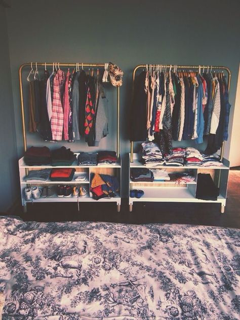 Closet Alternatives, Dressing Design, Organized Closet, Open Closet, Small Closets, Closet Organization Diy, Trendy Bedroom, Clothes Closet, Closet Space