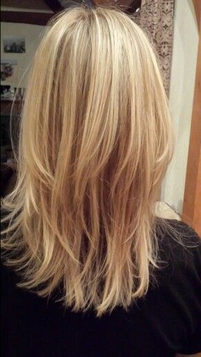 Long Fine Blonde Hairstyles, Blonde Lots Of Layers, Blonde Hair With Layers Medium, Long Choppy Layers Straight, Medium Length Layered Blonde Hair, Long Blonde Hair Over 50, Layered Fine Hair Long, 2024 Woman Hair Styles, Blonde Medium Length Hair With Layers Straight