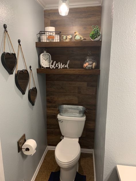 Bathroom Toilet Closet, Toilet Interior, Toilet Closet, Half Bathroom Remodel, Half Bathroom Decor, Toilet Room Decor, Rustic Bathroom Designs, Guest Toilet, Toilet Room