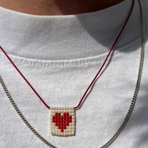 studio sonnet on Instagram: "The red heart necklace - handmade with tiny glass beads & comes with a 100% silk cord ♥️♥️♥️ DM if interested 💌" Beaded Charms Diy, Beaded Accessories Diy, Seed Bead Jewelry Diy, Charm Necklace Diy, Beaded Diy, Silk Cord Necklace, Glasses Inspiration, Jewels Diy, Red Heart Necklace