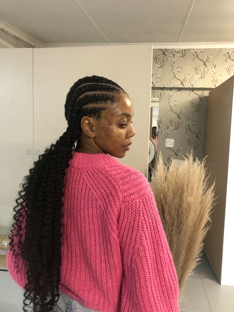 Goddess Cornrow Braids With Curls, Cornrow Braids With Curls, Feed In Braids With Beads, Goddess Cornrow Braids, Conrows Lines, Conrows Lines And Braids, Boho Cornrows, Fulani Braid, Boho Curls