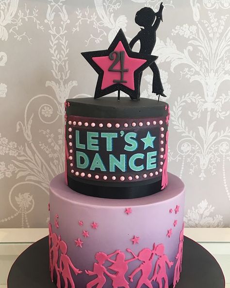 40+ Amazing Cakes For Your Next Dance Party - Dance Theme Cake Dancers, Dancing Theme Birthday Party, Dance Theme Birthday Cake, Dance Party Birthday Cake, Dance Party Cake Ideas, Dancing Cake Ideas, Dance Cake Ideas, Dance Theme Cake, Dance Themed Birthday Party