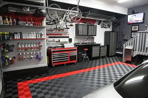 gray man cave garage idea Man Garage, Auto Garage, Architecture Renovation, Cool Garages, Garage Storage Shelves, Ultimate Garage, Garage Remodel, Shelving Design, Garage Work Bench