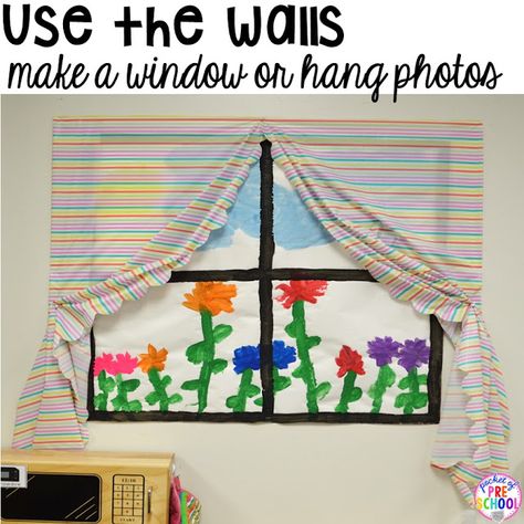 Tips & tricks to set up your dramatic play center in your preschool, pre-k, and kindergarten classroom. Daycare Classroom, Dramatic Play Center, Preschool Rooms, Prek Classroom, Dramatic Play Preschool, Dramatic Play Area, Preschool Centers, Classroom Centers, Toddler Classroom