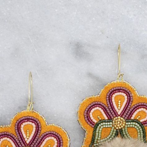 Angela Ducharme on Instagram: "Reflected on growth while creating these. I needed to remind myself how far I’ve come, making these allowed me to do that! Made with love 🧡 Price: $300 Materials: Miyuki Delicas Moose hide Mink 14k gold plated findings" Caribou Tufting, Hide Earrings, 2023 Goals, Beaded Things, Beadwork Designs, Beading Ideas, Made With Love, Beading Patterns, Moose