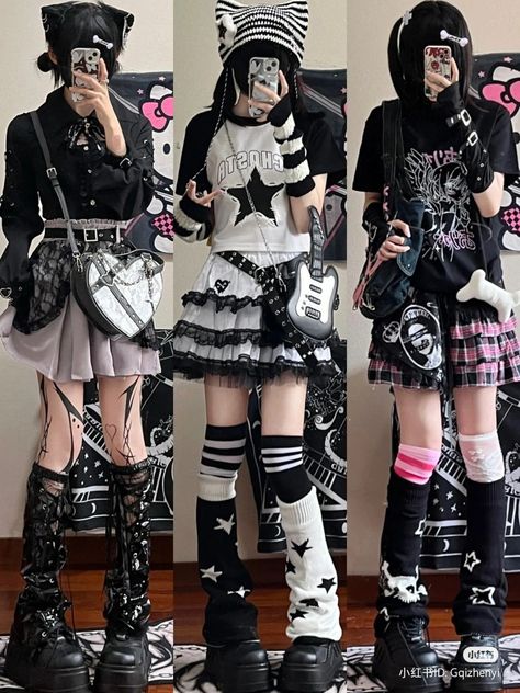 Y2k Outfit Drawing Reference, Y2k Clothes Reference, Kawaii Gothic Outfits, Gothic Harajuku Streetwear, Y2k Outfits Alt, Kuromi Style Outfit, Gothic Alt Outfits, Harajuku Outfit Ideas, Y2k Ideas Outfit