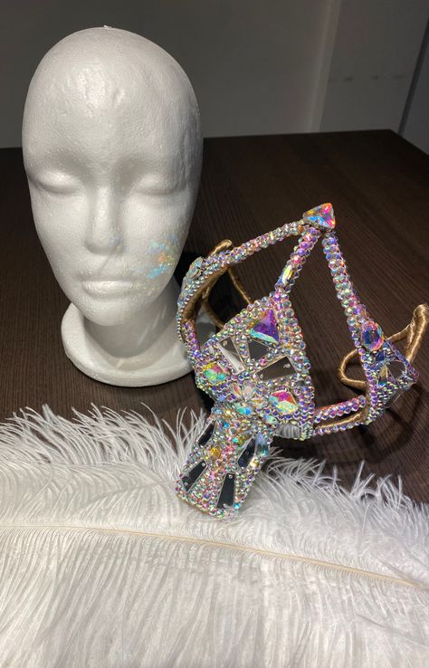 Rhinestones Showgirl Headdress, Headpiece Diy, Girl Cosplay, Costume Diy, Costumes Ideas, Diy Costumes, Headdress, Headpiece, Fantasia