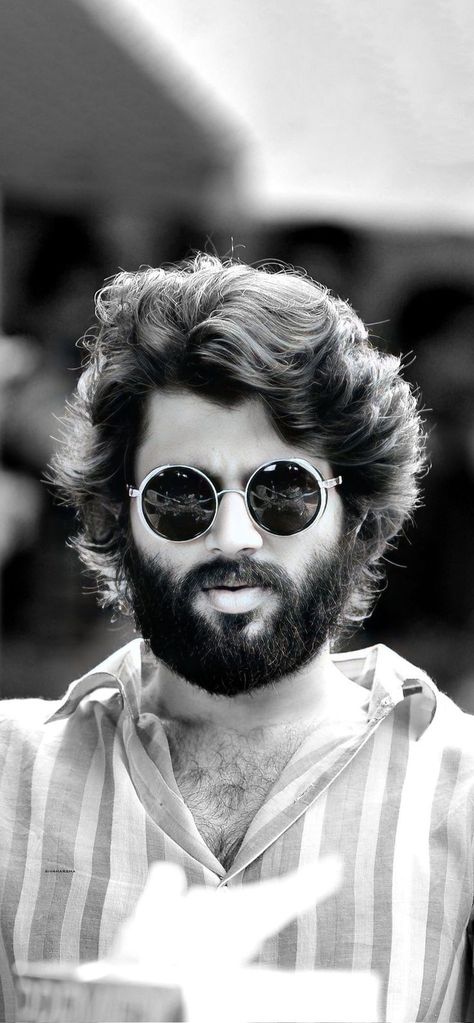 Vijay Devarakonda Hd Wallpapers, Bollywood Hero Photos, Vijay Devarakonda Wallpapers, Joker 3d Wallpaper, Iron Man Comic Art, Anupama Parameswaran Cute Face, Durgamma Photos, Bakgerand Photo, Insta Reel