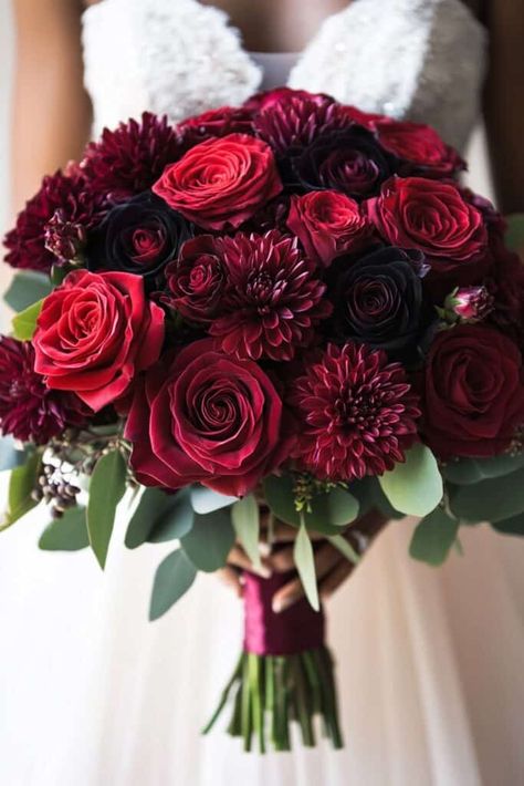 Red Rose Bouquet For Wedding Burgundy Bouquets For Bride, Romantic Red Rose Wedding Theme, Red Roses Flower Arrangement, Red Bouquet Flowers, Red And Purple Roses, Rose Bouquet For Wedding, Red Rose Wedding Bouquet, Dark Weddings, Red Rose Bridal Bouquet