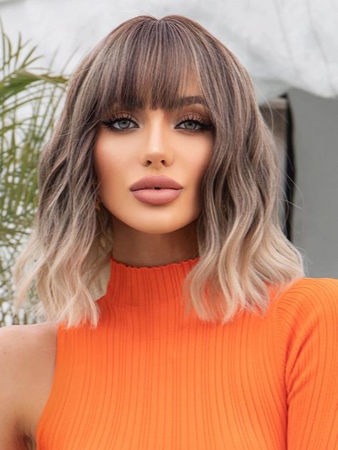 Multicolor  Collar  Synthetic Fiber  Bangs Wig Embellished   Wigs & Accs Blonde Hair With Bangs, Hair Blond, Vlasové Trendy, Short Curly Wigs, Ombre Wigs, Hair With Bangs, Penteado Cabelo Curto, 짧은 머리, Brown To Blonde