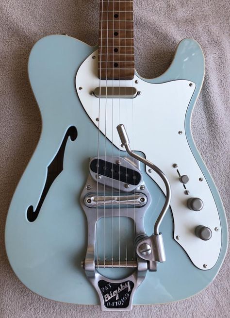 Bigsby Guitar, Thinline Telecaster, Telecaster Thinline, Guitar Books, Guitar Ideas, Fender Vintage, Guitar Teacher, Guitar Obsession, Guitar Electric