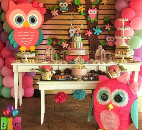 Cumpleaños Owl Birthday Party Ideas Decoration, Owl Birthday Decorations, Owl Themed Birthday Party, Owl 1st Birthdays, Owl Baby Shower Theme, Butterfly Baby Shower Theme, Owl Birthday Parties, Floral Birthday Party, Rosé Birthday