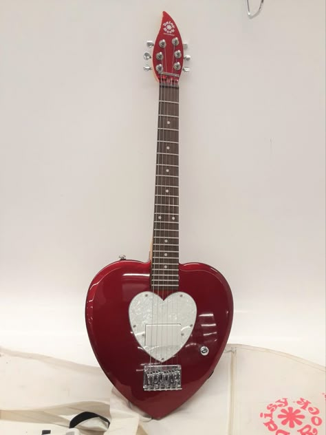 Daisy Rock Guitar, Heart Shaped Guitar, Heart Guitar, Best April Fools, Red Electric Guitar, Red Guitar, Guitar Lessons Songs, Electric Guitar Design, Guitar Obsession