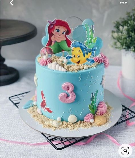 Ariel Cake Ideas, Little Mermaid Cake Ideas, Ariel The Little Mermaid Cake, Mermaid Cake Ideas, Bolo Ariel, Little Mermaid Birthday Cake, Ariel Cake, Little Mermaid Cake, Ariel Birthday Party